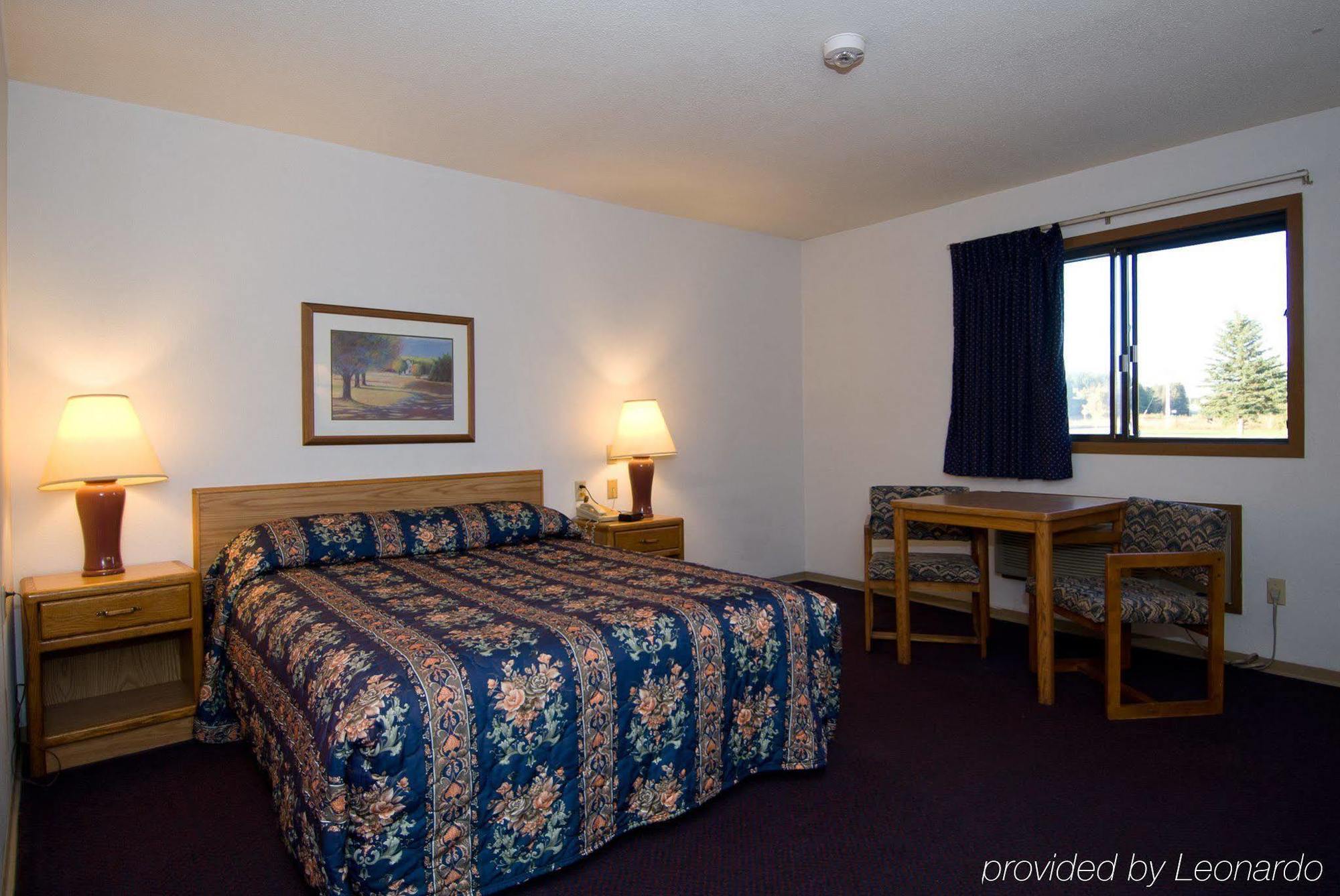 Rodeway Inn Брейнерд Номер фото